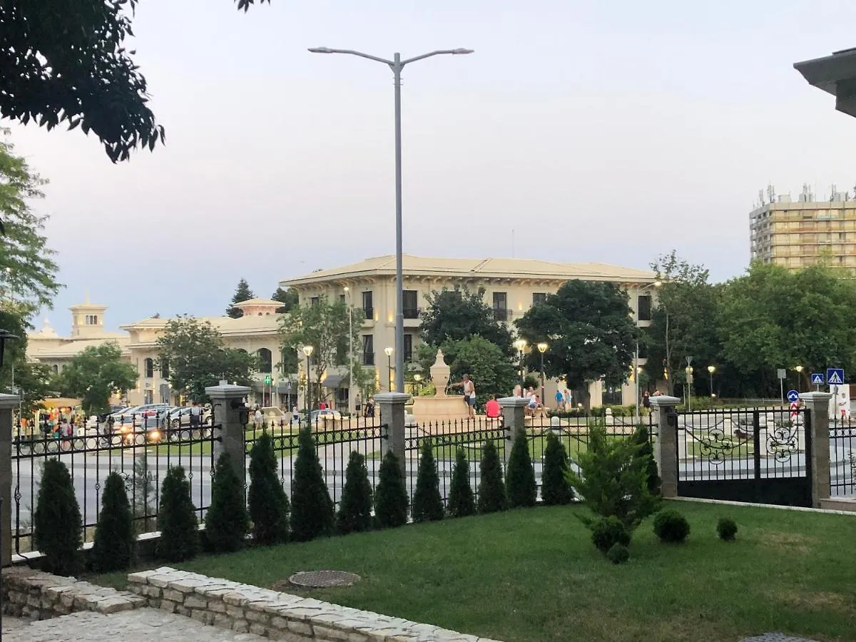 Rabi Park Residence Varna 0*,
