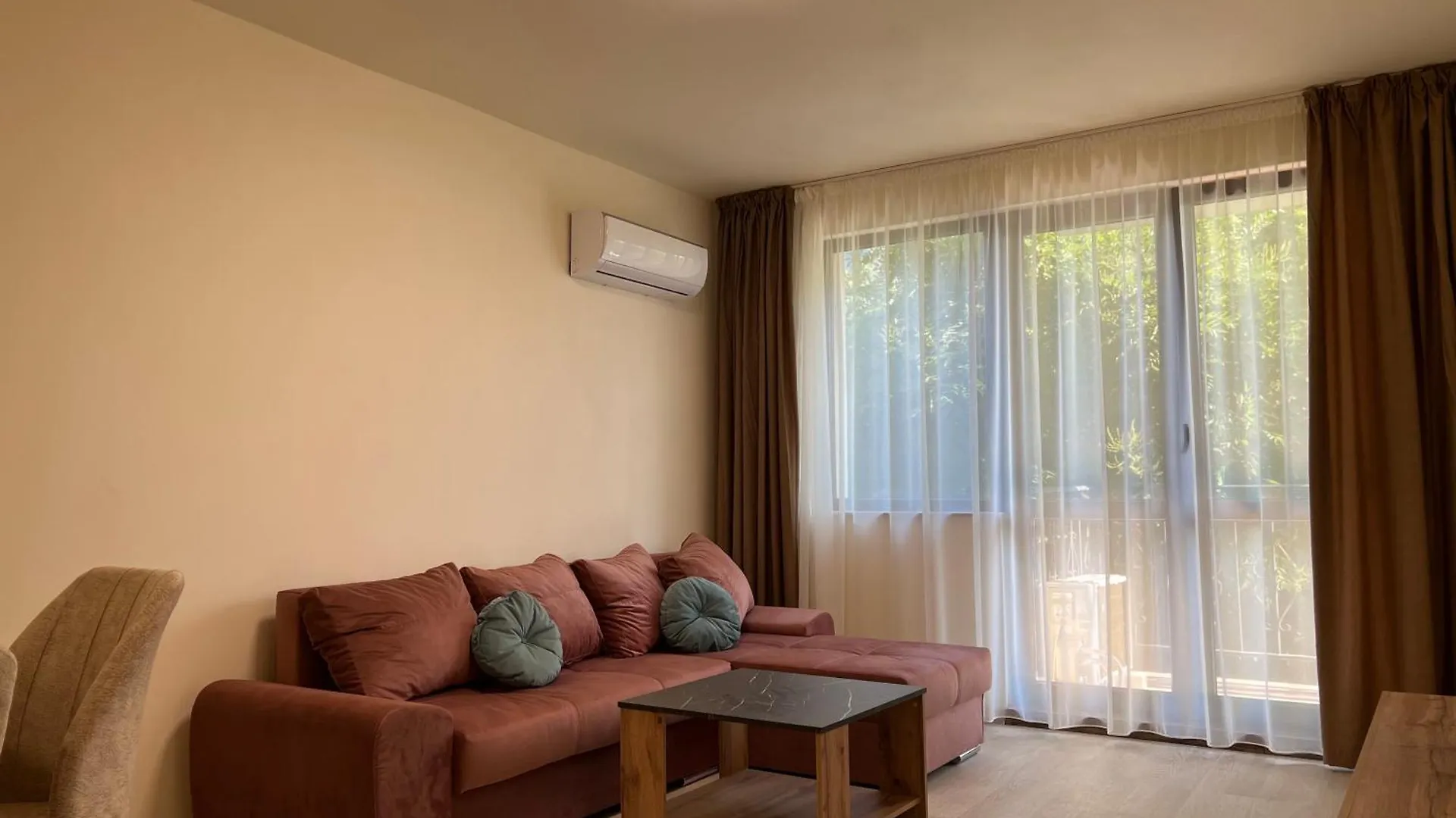 Apartment Rabi Park Residence Varna